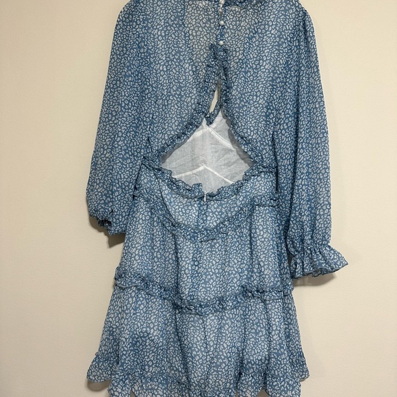 blue and white peasant dress Size Medium - Picture 2 of 6